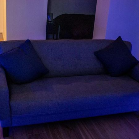Stunning 1-Bedroom Flat In London! Екстериор снимка